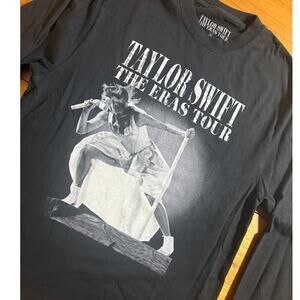 Taylor Swift The Eras Tour 2023 2024 Black Long Sleeve Shirt Medium